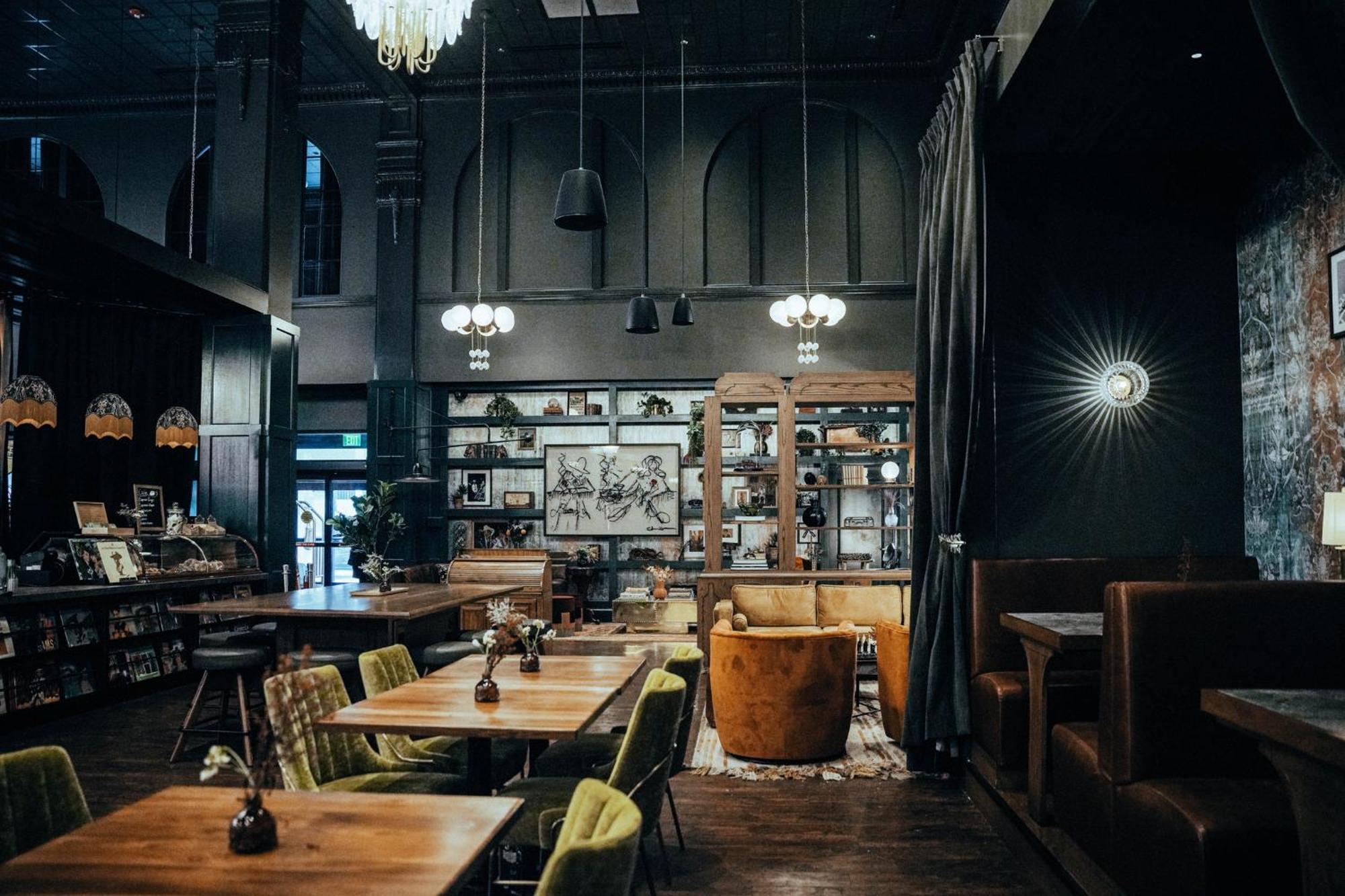 Hotel Indigo Nashville - The Countrypolitan Екстериор снимка