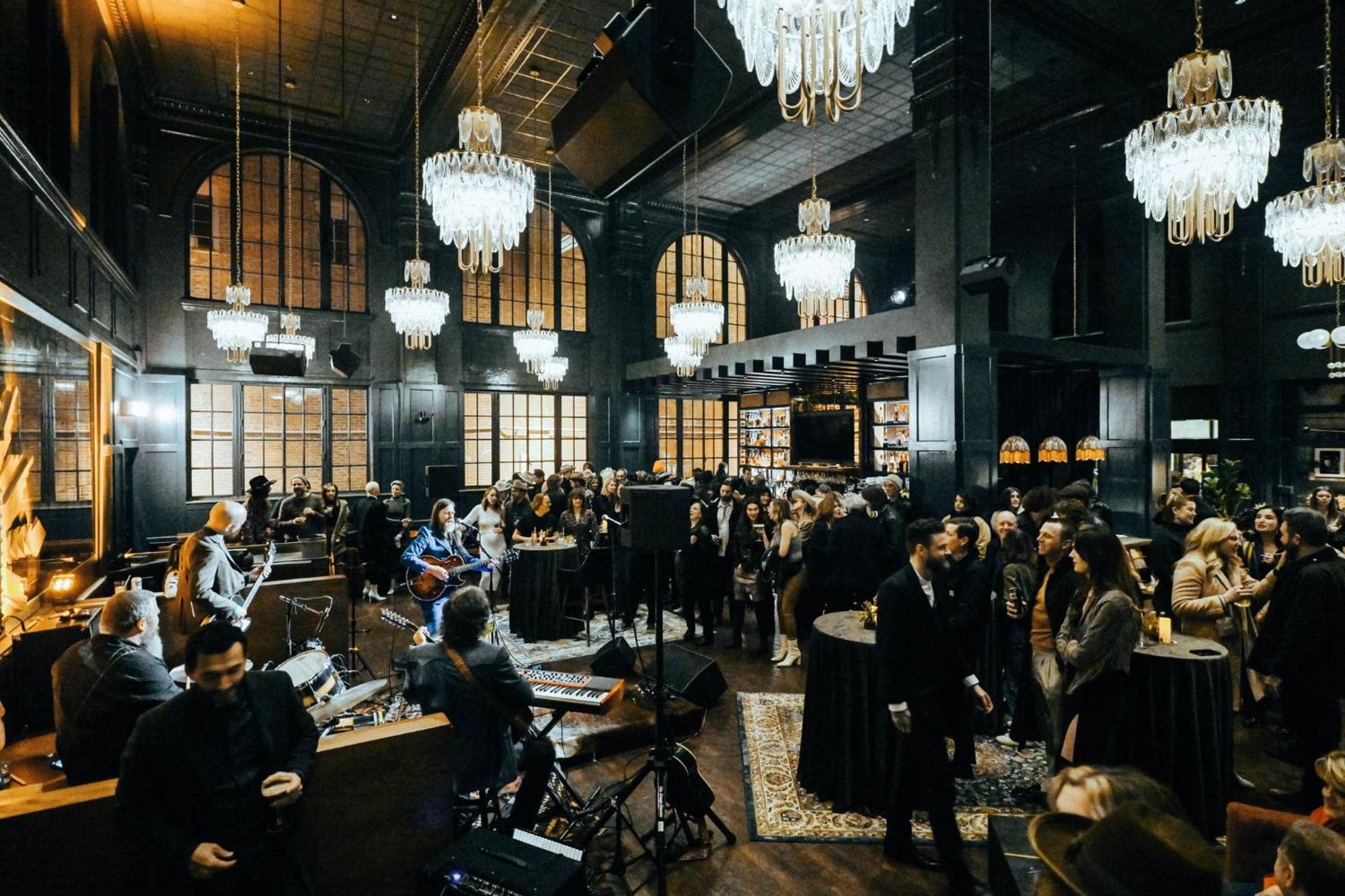 Hotel Indigo Nashville - The Countrypolitan Екстериор снимка